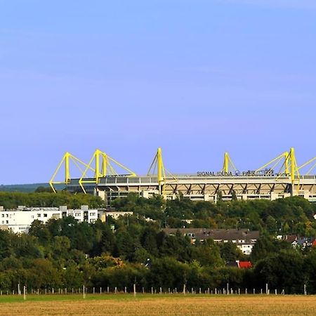 Schoene Grosse Wohnung 2 Schlafzimmer Bis 6 Pax Naehe Stadion Signal Iduna Dortmund Eksteriør billede