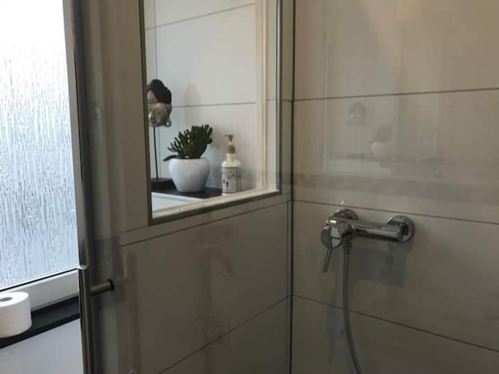 Schoene Grosse Wohnung 2 Schlafzimmer Bis 6 Pax Naehe Stadion Signal Iduna Dortmund Eksteriør billede